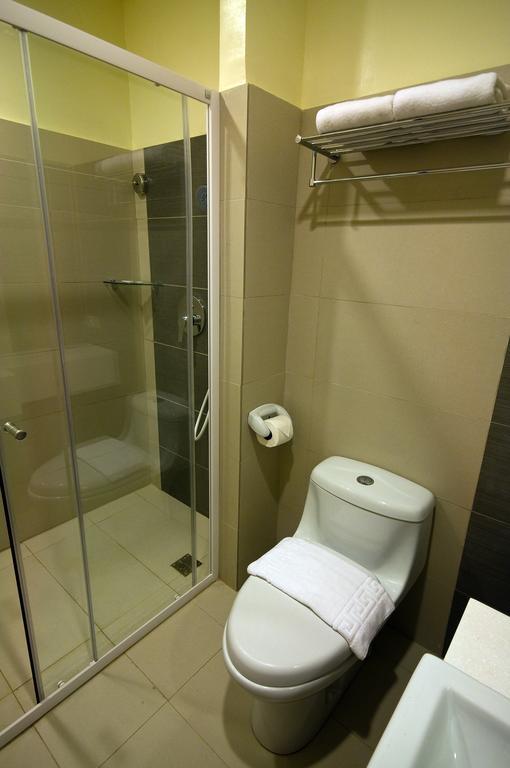 Go Hotels Puerto Princesa Rum bild