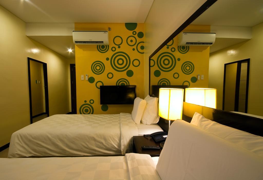 Go Hotels Puerto Princesa Exteriör bild